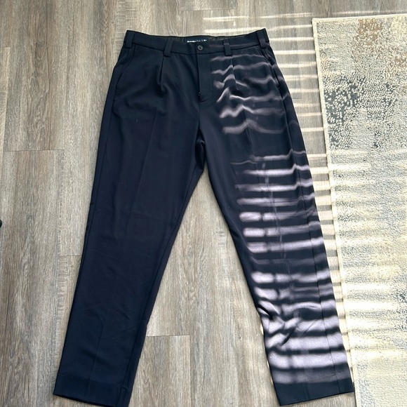 Abercrombie & Fitch Other - Abercrombie Pleated trouser
